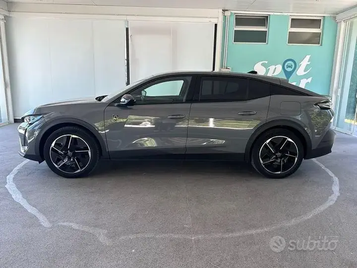 Peugeot 408 2024 photo 2