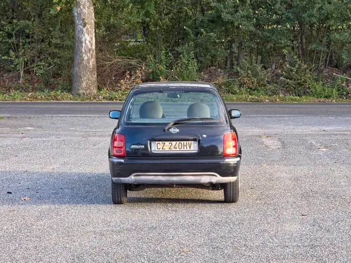 Nissan Micra 2003 photo 4