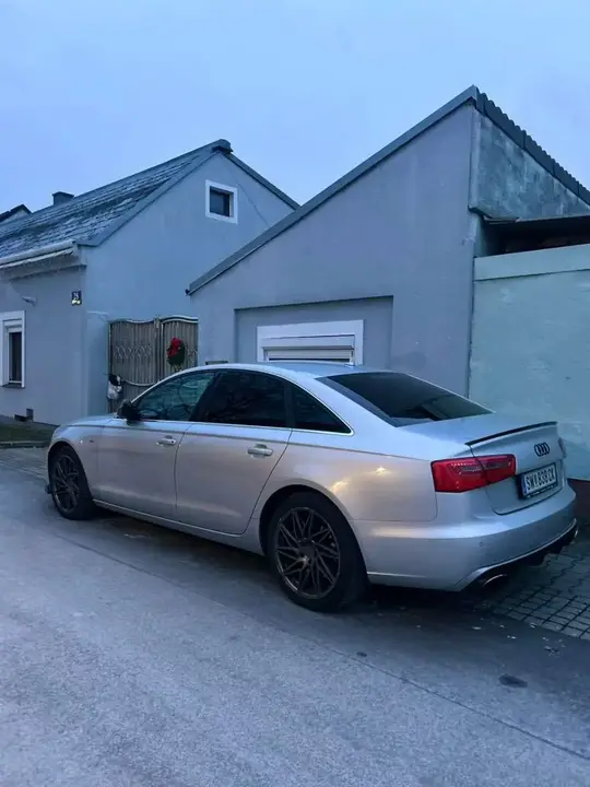 Audi A6 2014 photo 2