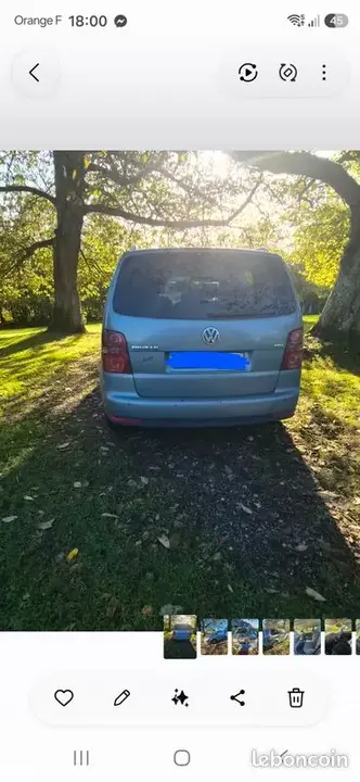 Volkswagen Touran 2008 photo 2