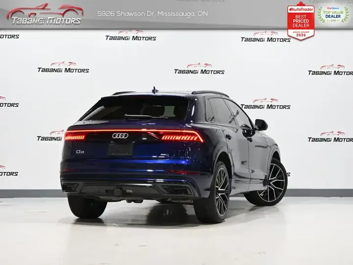 Audi Q8 2023 photo 2