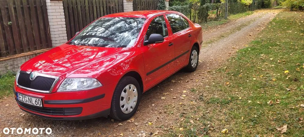 Skoda Octavia 2012 photo 2