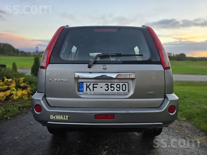 Nissan X-Trail 2006 photo 2