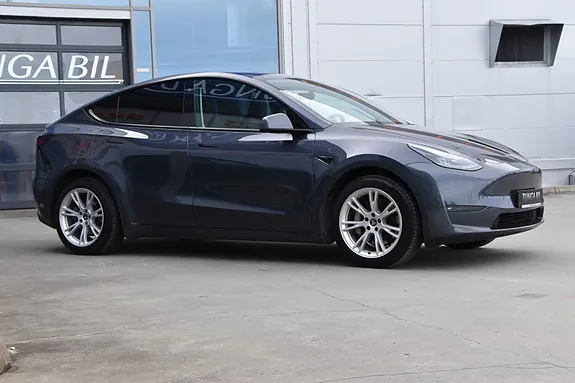 Tesla Model Y 2023 photo 5