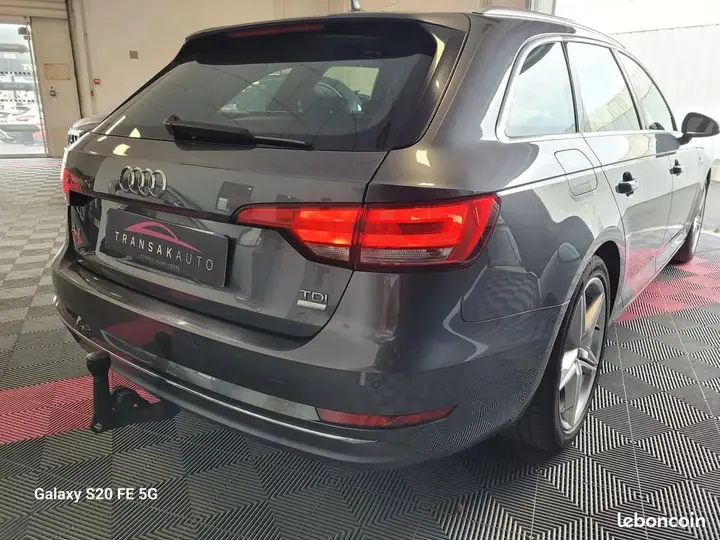 Audi A4 2017 photo 5
