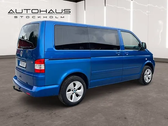 Volkswagen Multivan 2009 photo 4