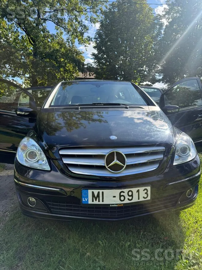 Mercedes-Benz B200 2007 photo 2