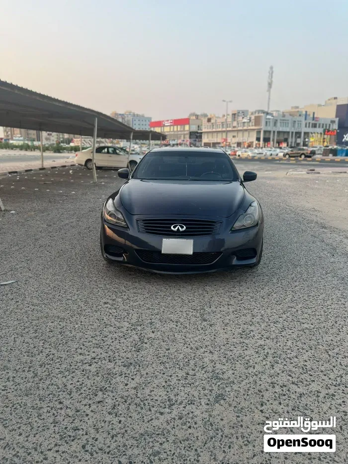 Infiniti G37 2008 photo 2