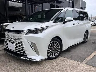 Lexus Lm