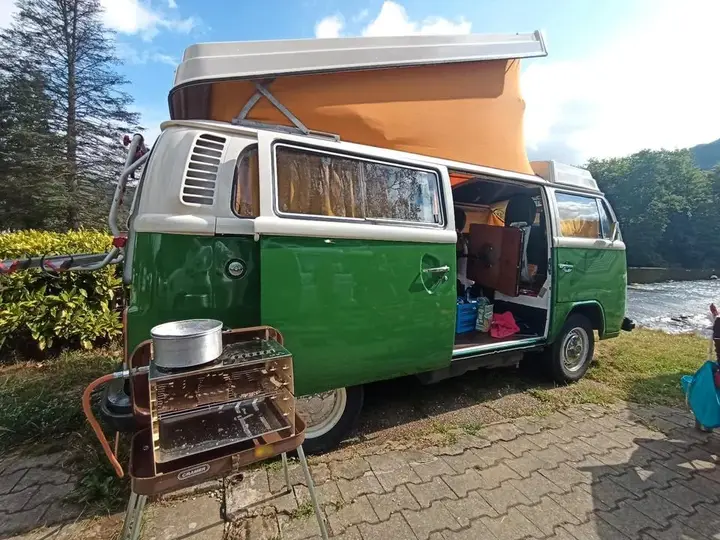 Volkswagen T2B Westfalia