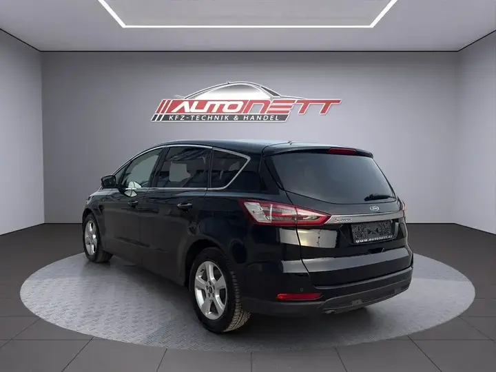 Ford S-Max 2017 photo 3