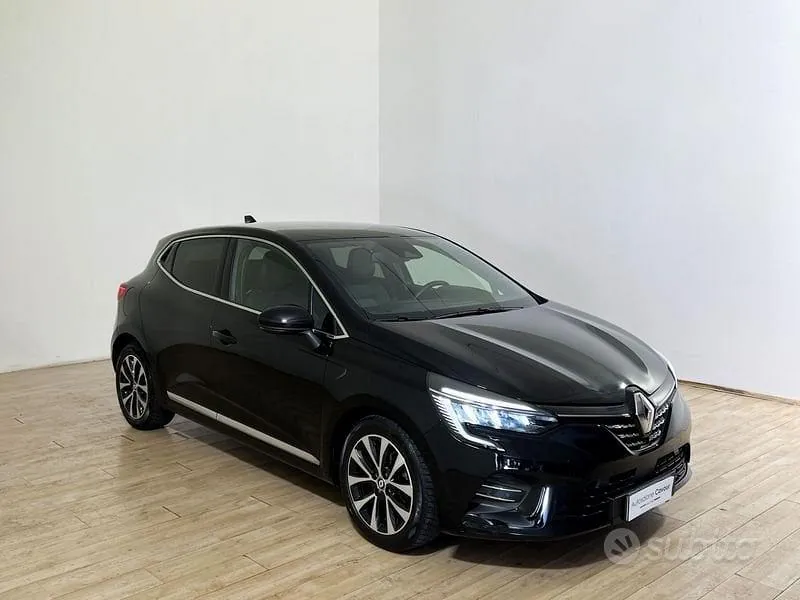Renault Clio 2023 photo 3