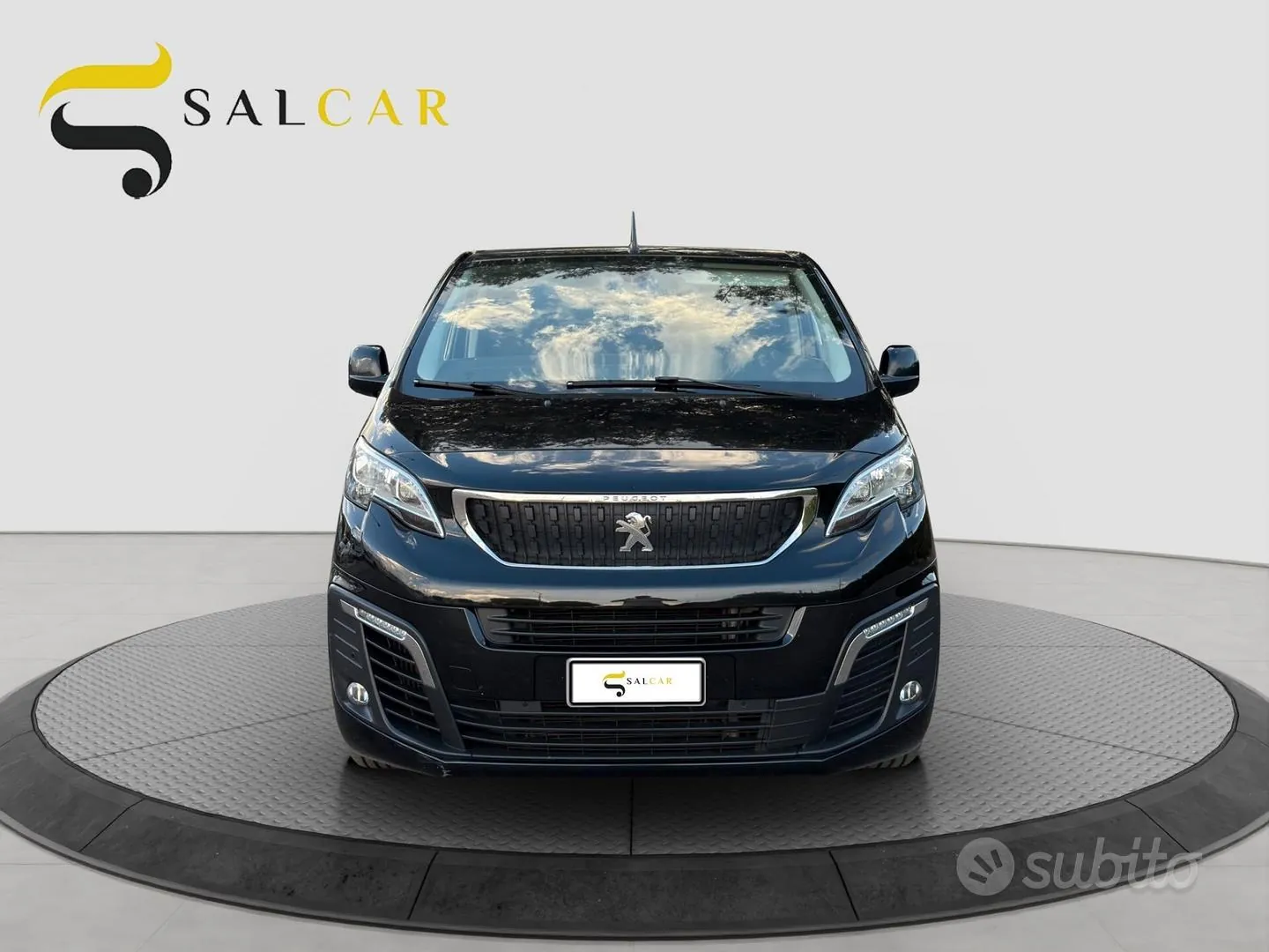 Peugeot Traveller 2021 photo 2