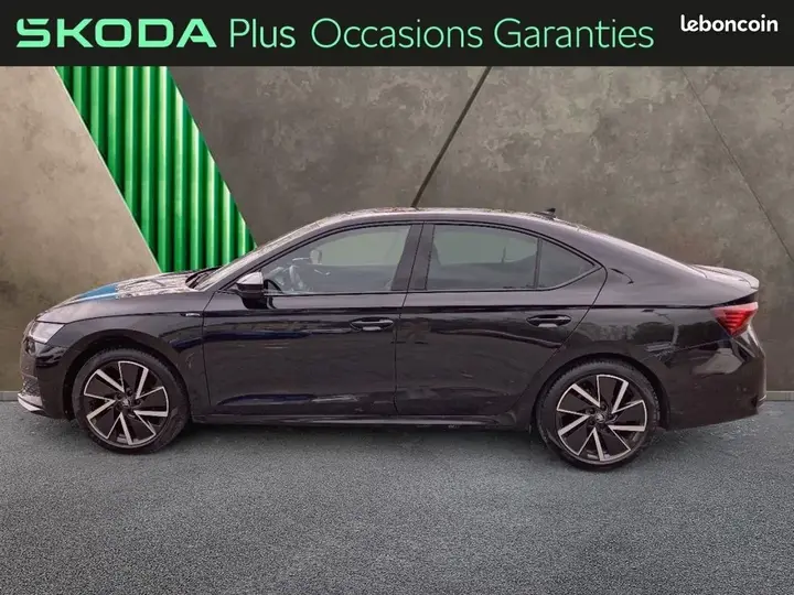 Skoda Octavia 2025 photo 2