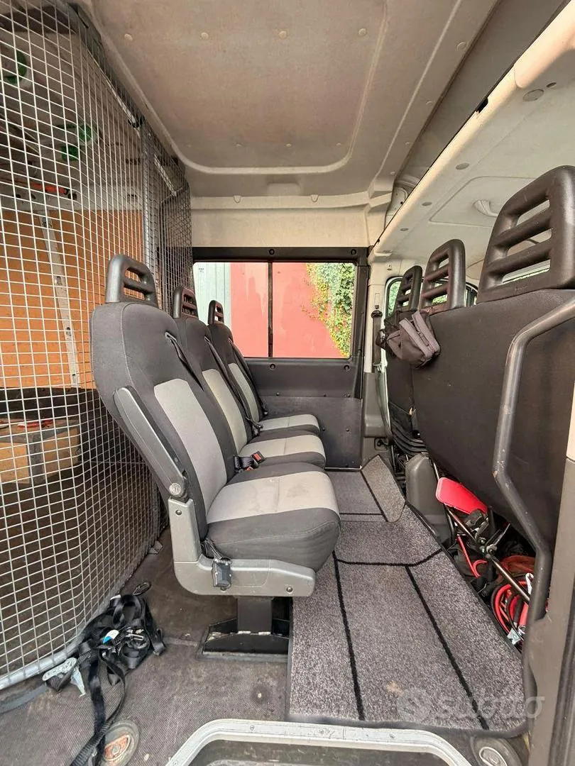 Iveco Daily 2010 photo 5