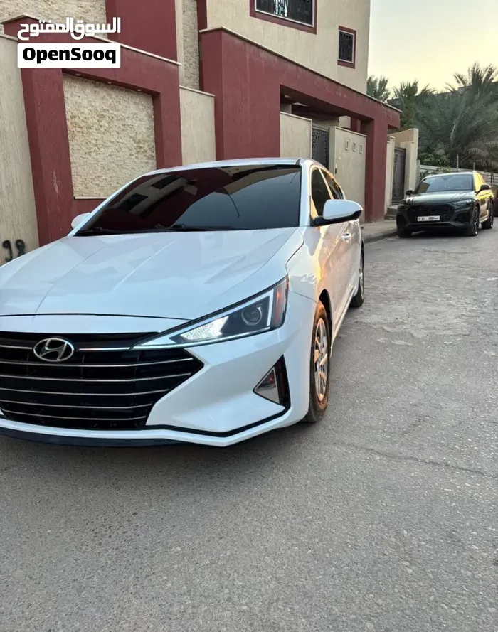 Hyundai Elantra 2020 photo 2