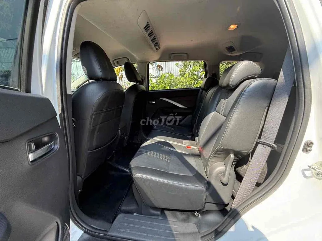 Mitsubishi Xpander 2024 photo 2