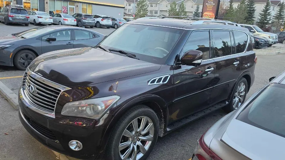 Infiniti Qx56