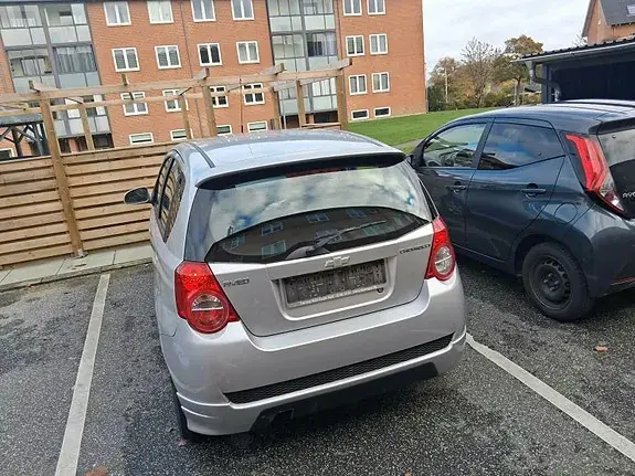Chevrolet Aveo 2008 photo 2