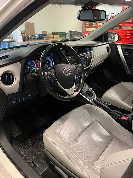 Toyota Auris 2013 photo 4