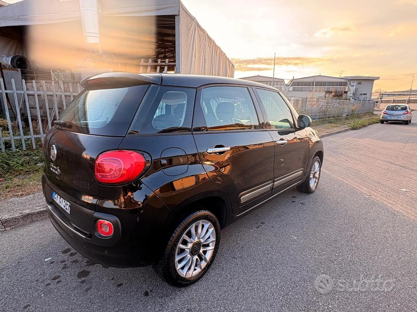 Fiat 500L 2014 photo 2