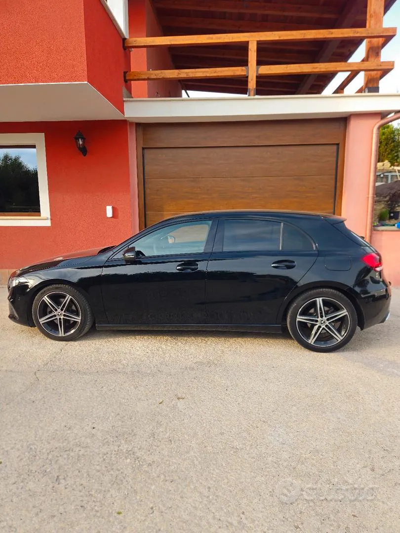 Mercedes-Benz A200D 2020 photo 2