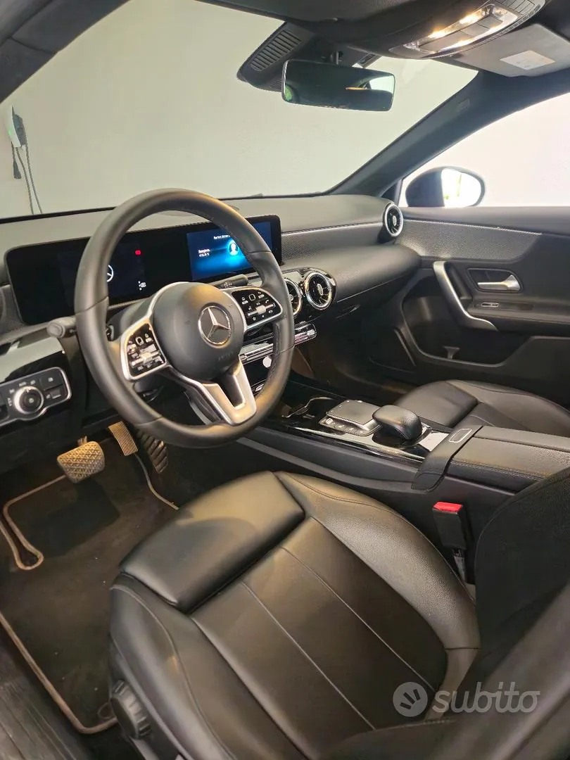 Mercedes-Benz A200D 2020 photo 5