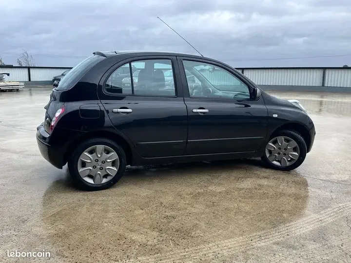 Nissan Micra 2009 photo 2