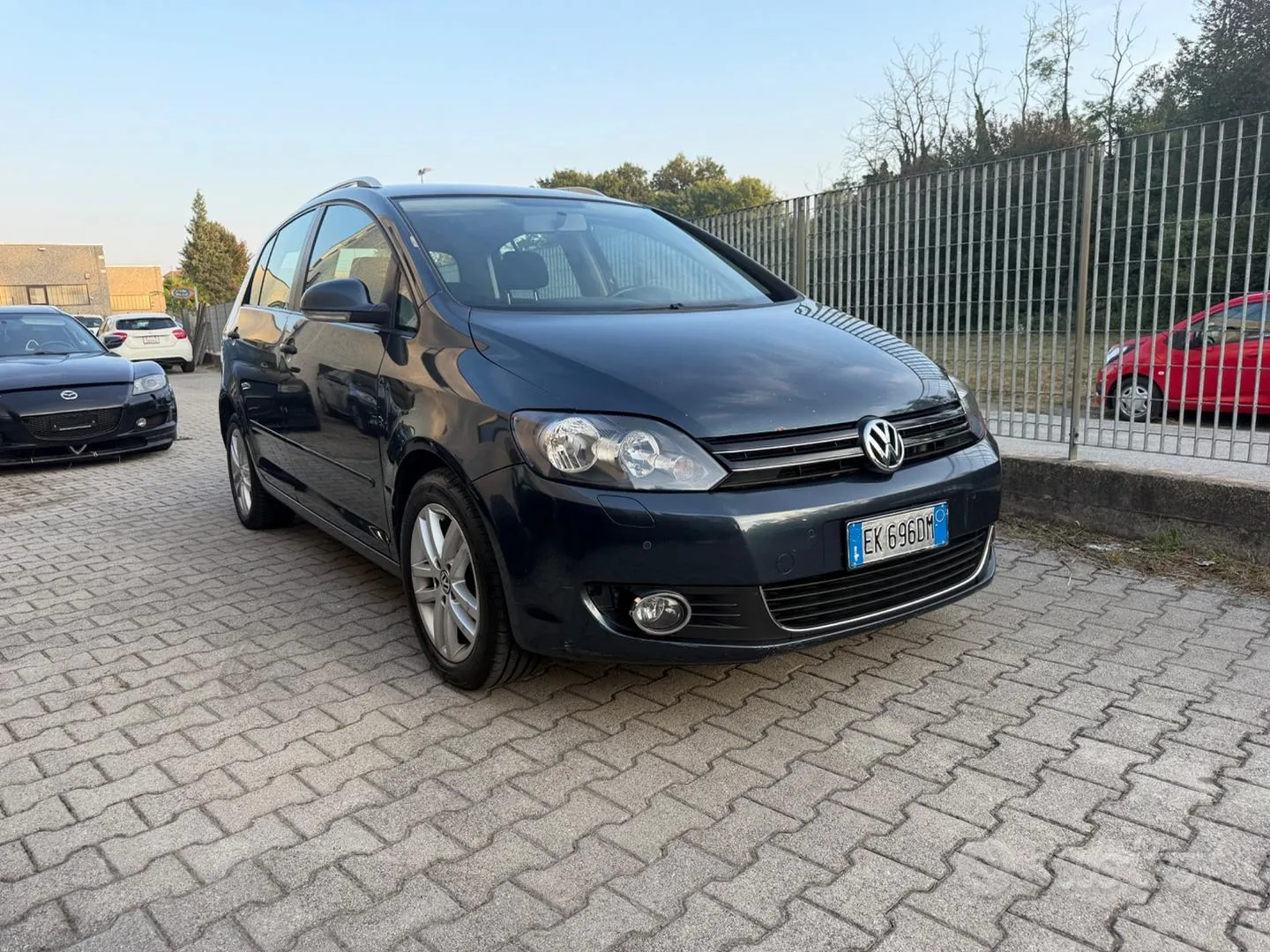 Volkswagen Golf Plus 2011 photo 2