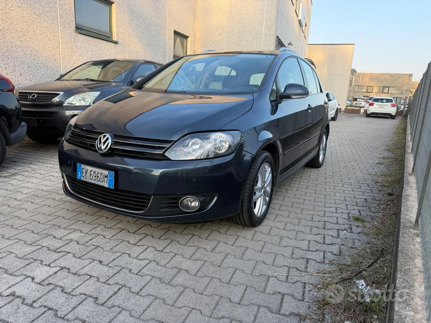 Volkswagen Golf Plus 2011 photo 3