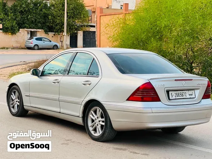 Mercedes-Benz C-Class