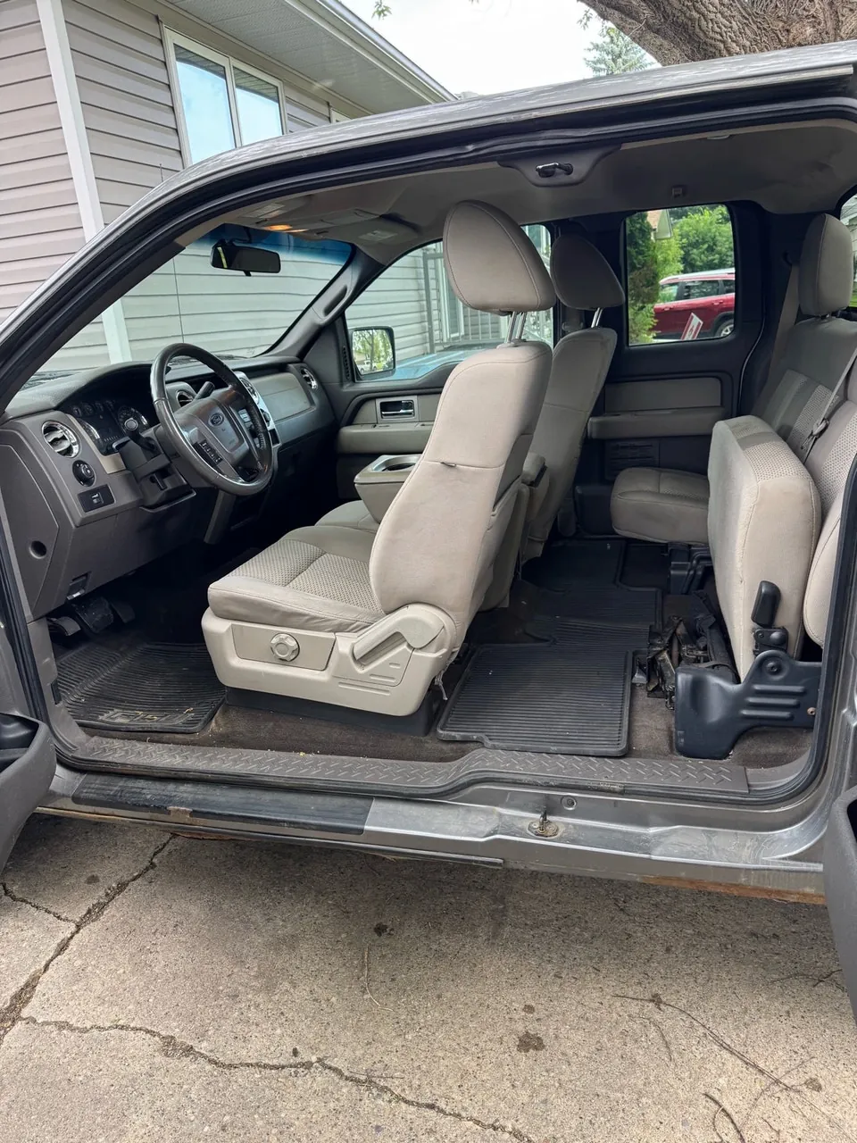 Ford F-150 2010 photo 4