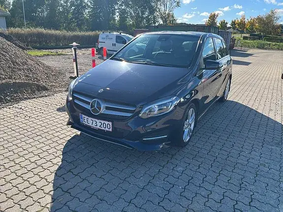 Mercedes-Benz B 200 2017 photo 2