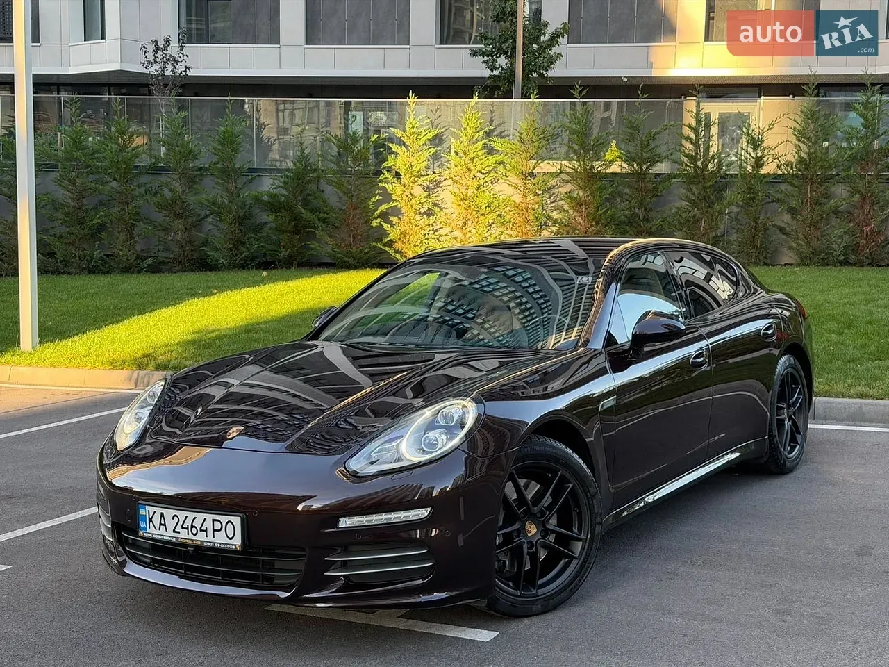 Porsche Panamera 2015 photo 2