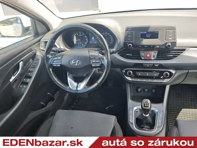 Hyundai I30 2021 photo 2