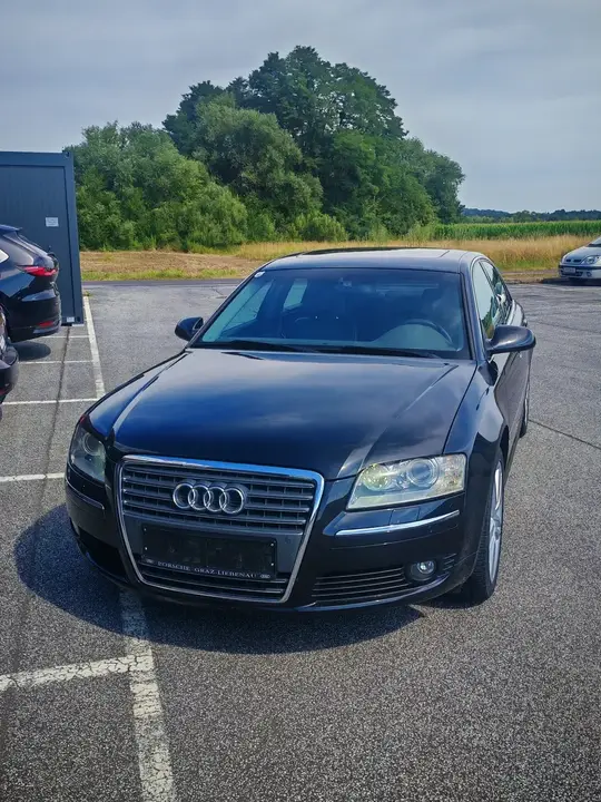 Audi A8 2006 photo 2