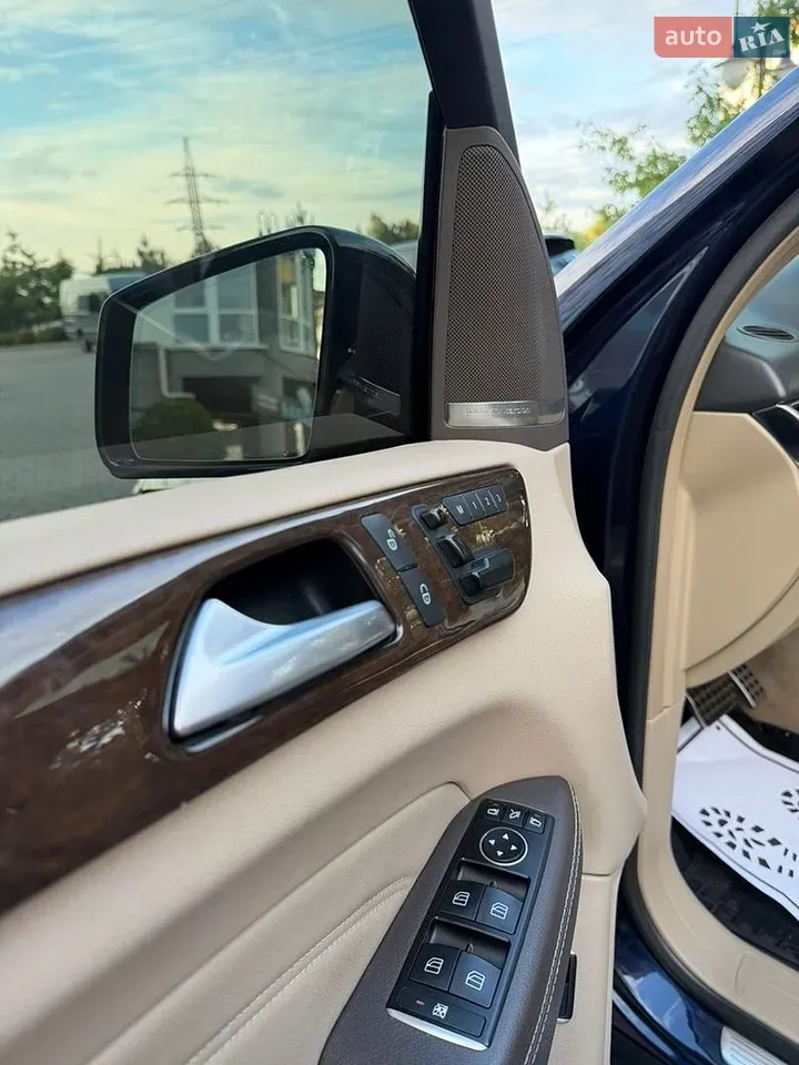 Mercedes-Benz M-Class 2014 photo 4