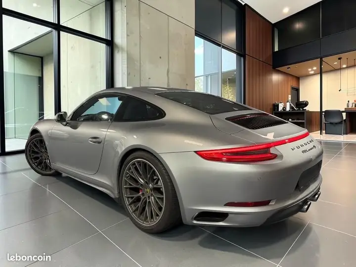Porsche 911 2017 photo 4