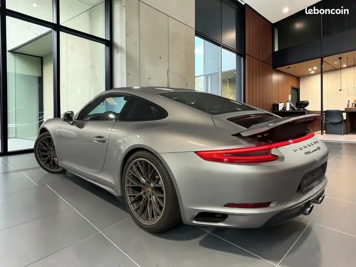 Porsche 911 2017 photo 5