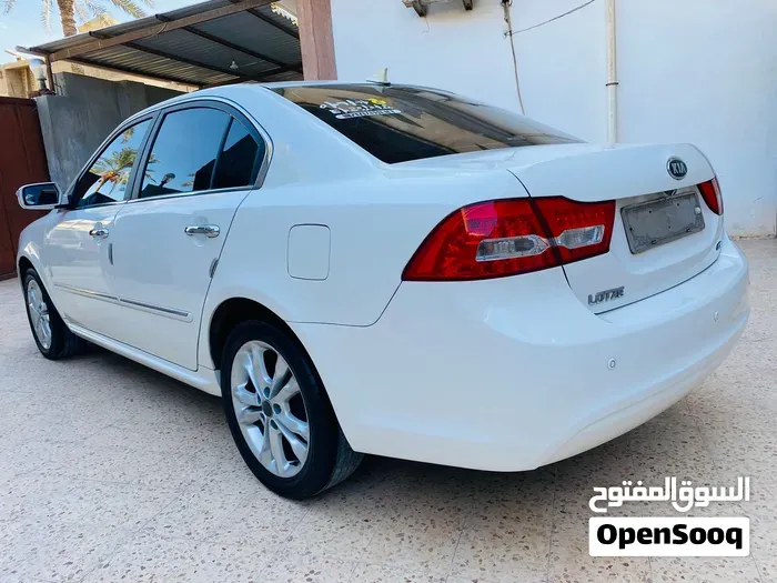 Kia Lotze 2009 photo 3