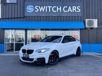 BMW M235I 2015 photo 4