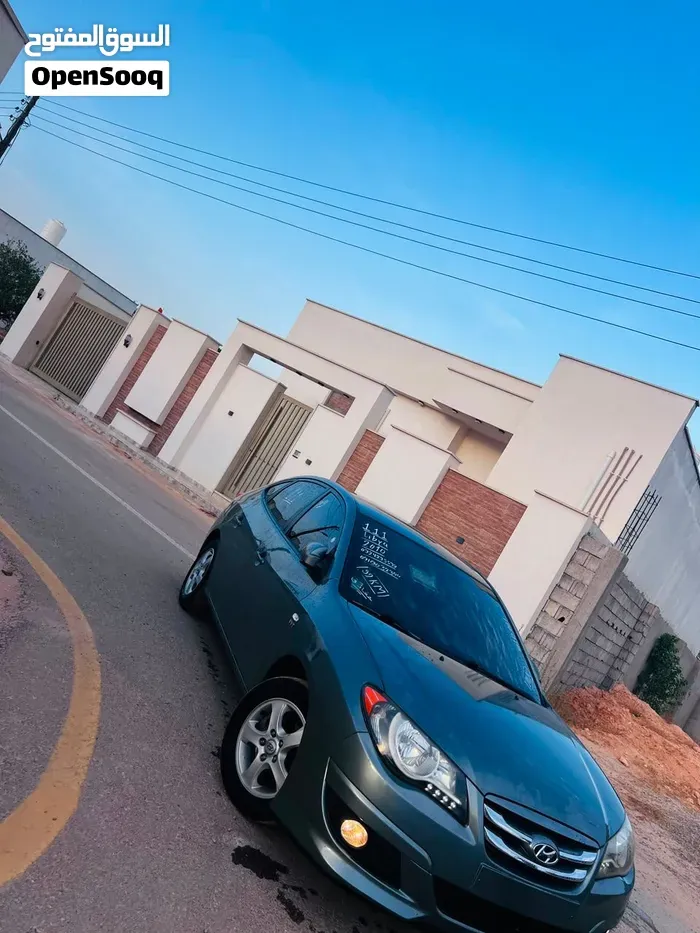 Hyundai Avante 2010 photo 3