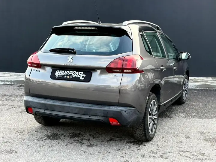 Peugeot 2008 2016 photo 5