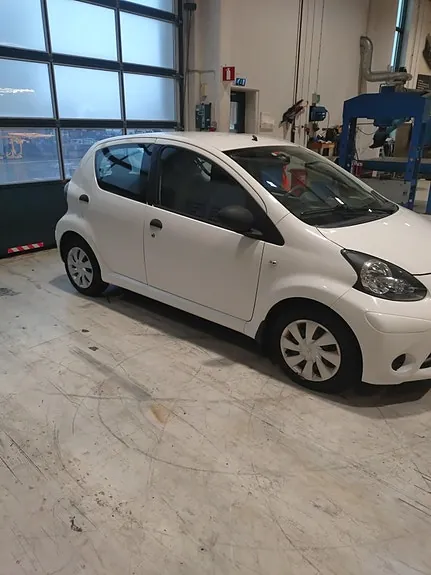 Toyota Aygo 2013 photo 2