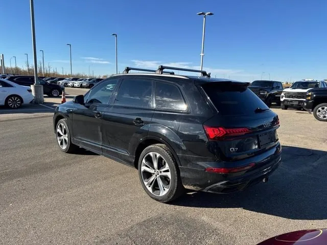 Audi Q7 2022 photo 4