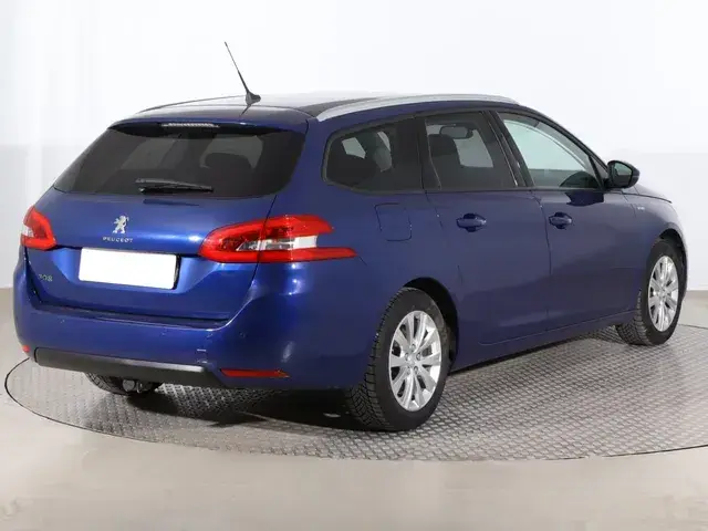 Peugeot 308 2019 photo 4