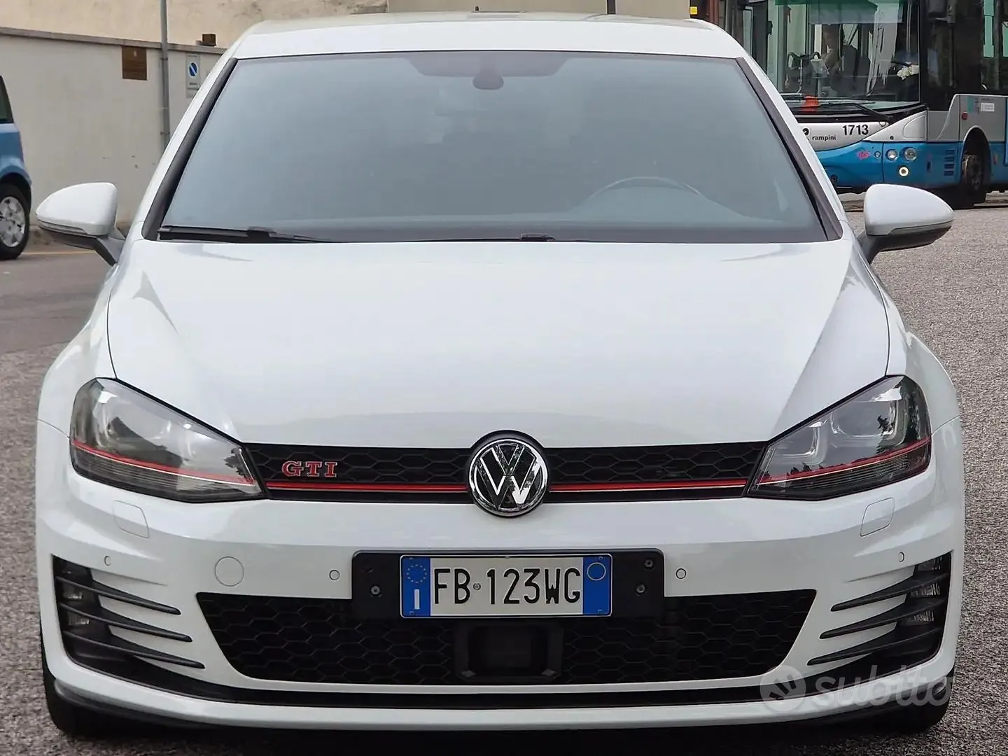 Volkswagen Golf Gti 2015 photo 2