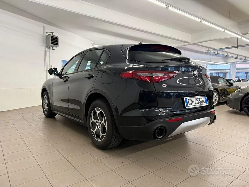 Alfa Romeo Stelvio 2022 photo 3
