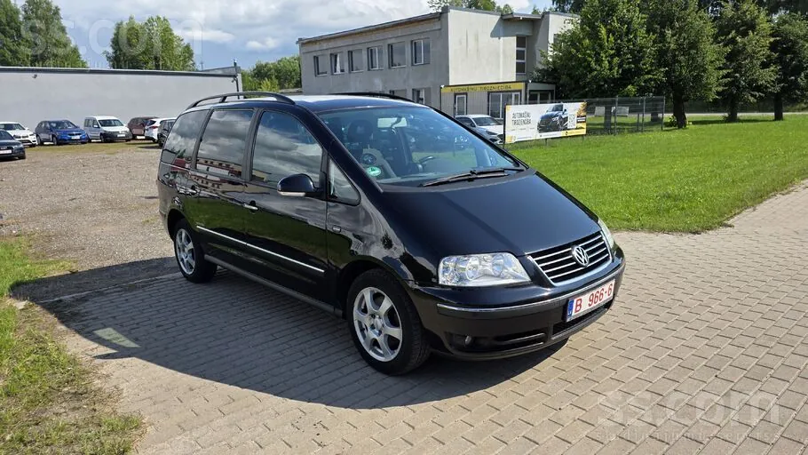 Volkswagen Sharan 2009 photo 3