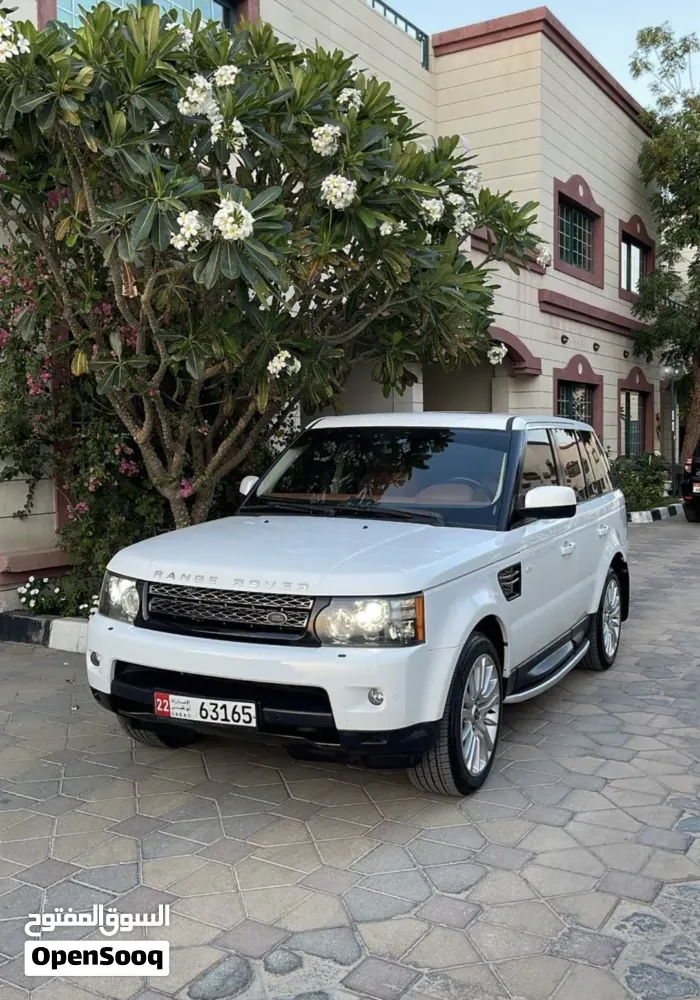 Land Rover Range Rover Sport 2013 photo 2